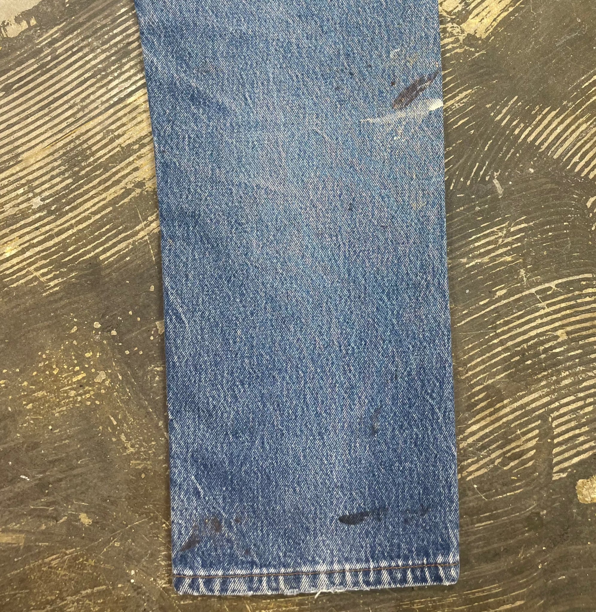 Vintage USA Made Levi 501 Premium Wash & Paint Denim Jeans (JYJ-0318)