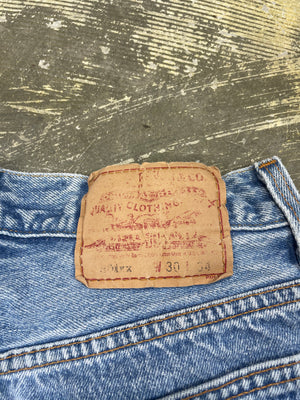 Vintage Levi 501 USA Premium Wash & Paint Denim Jeans (JYJ-0296)
