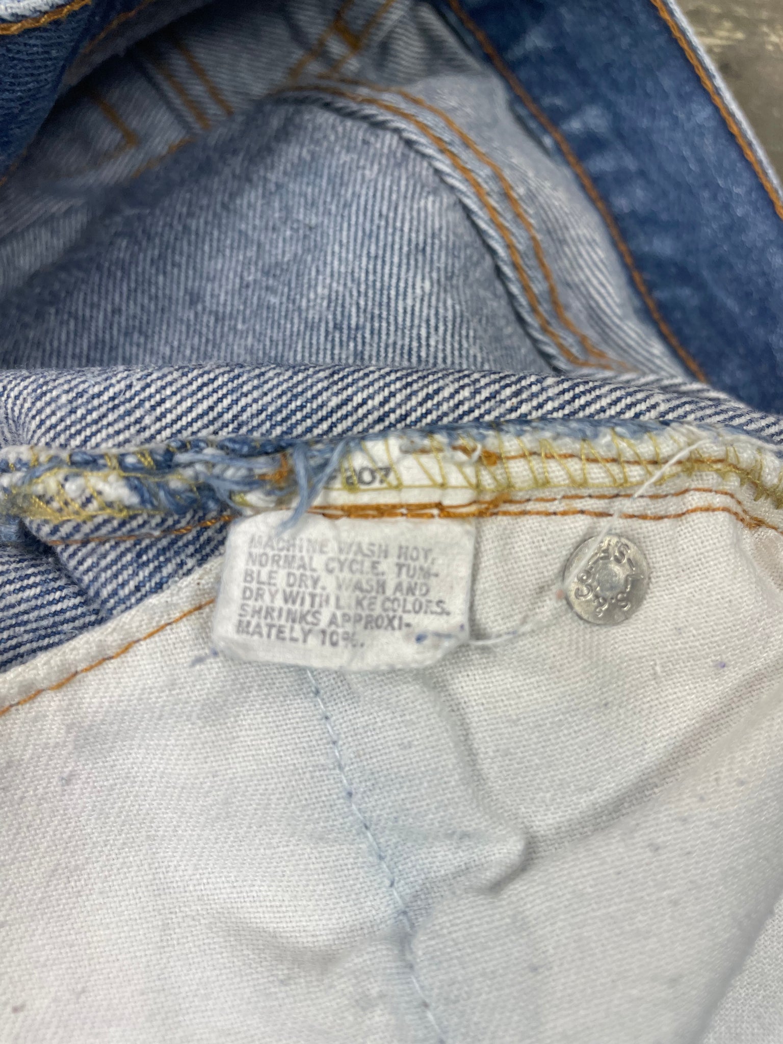 Vintage Levi 701 Student Fit USA Transitional Denim Jeans (JYJ-0228)