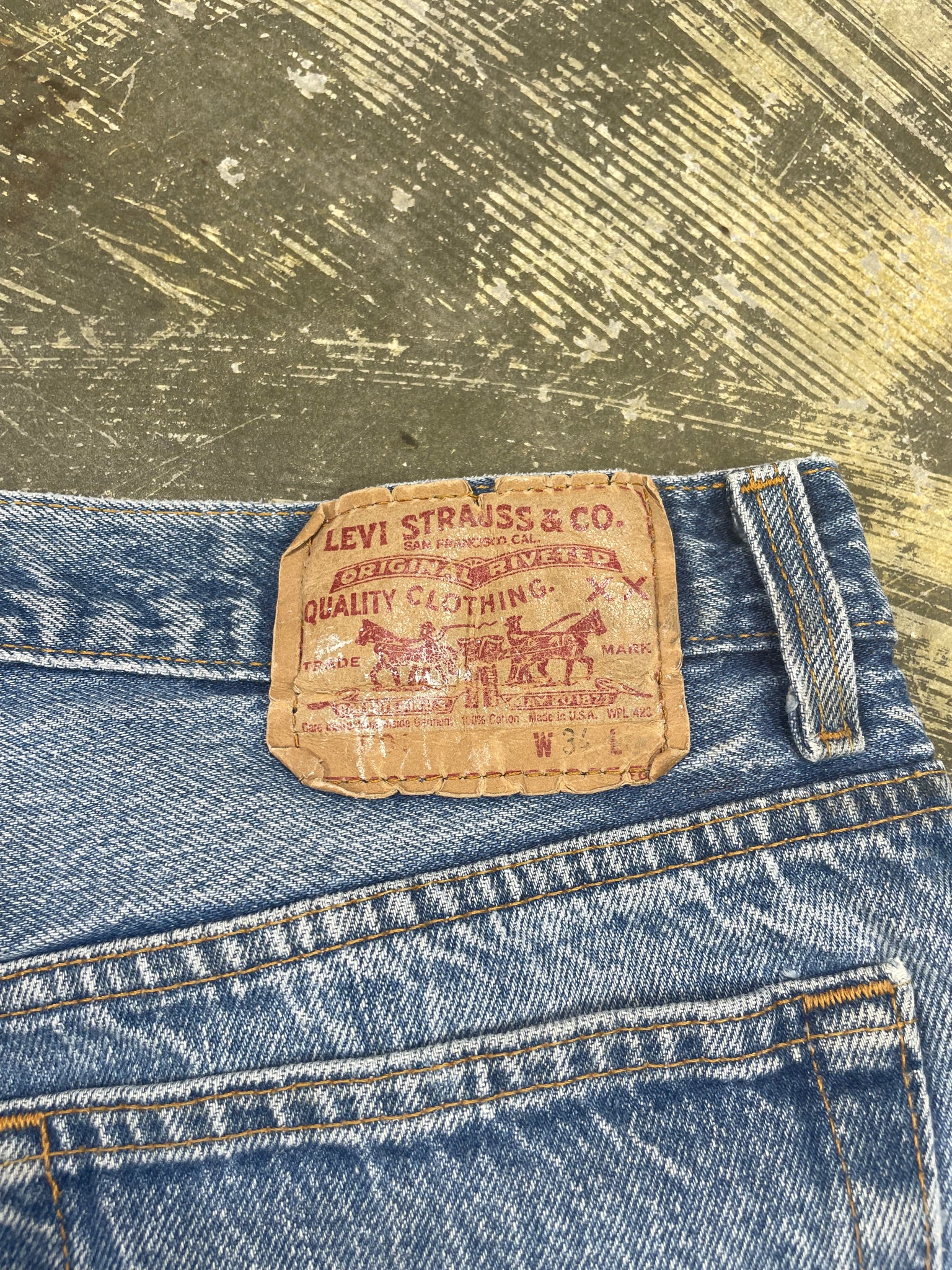 Vintage Levi 501 USA Premium Wash & Paint Denim Jeans (JYJ-0321)