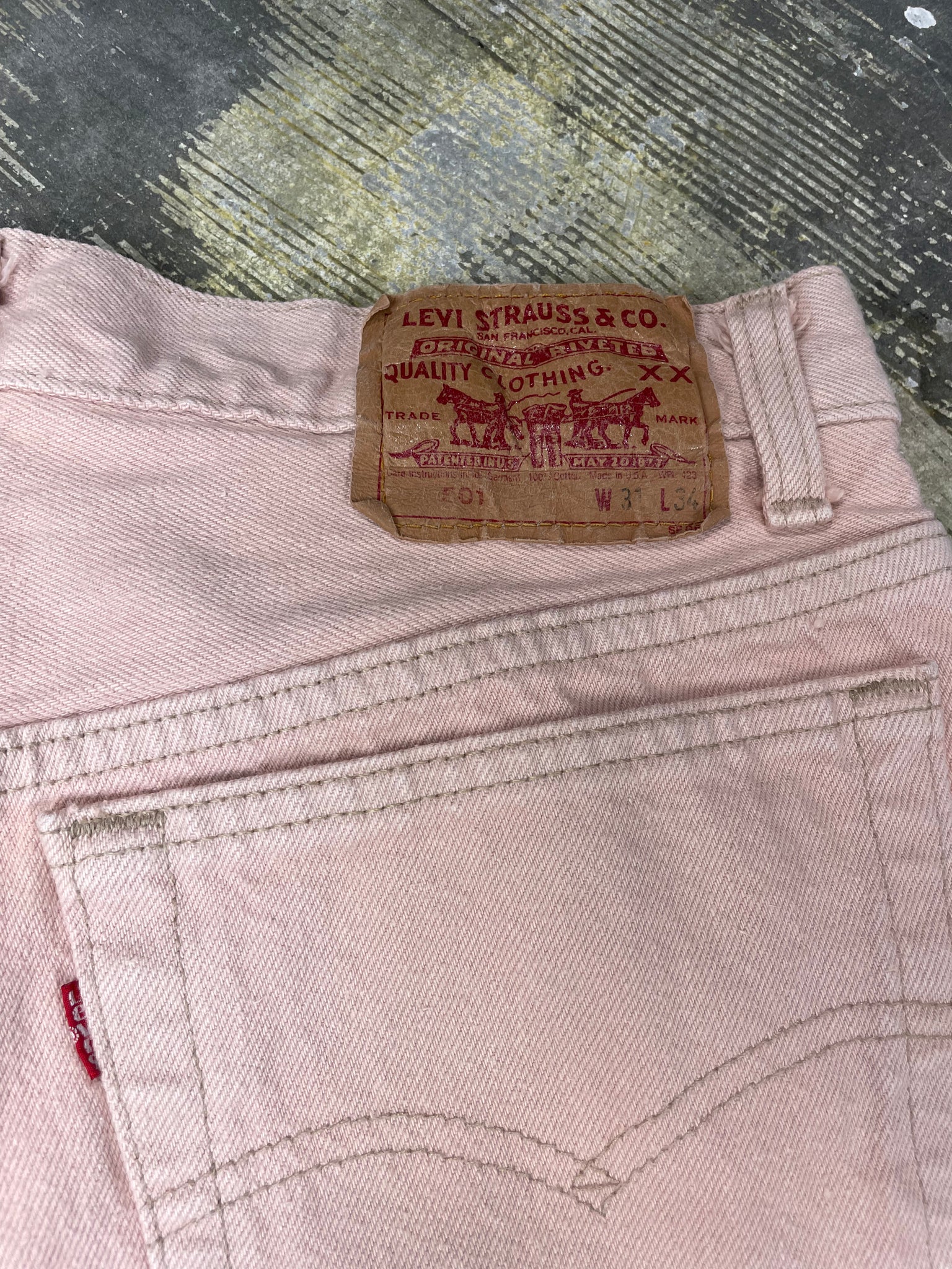 Vintage Light Pink Levi 501 Colored Denim JYJ 0128 JUNKYARD